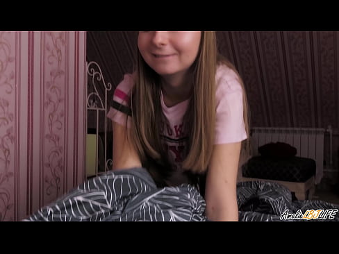 ❤️ Blondie-k bere BFF-ren sakon zurrupatzen du eta esperma jasotzen du ahoan ️❌ Sexu bideoa %eu.f150pulse.topan ❤