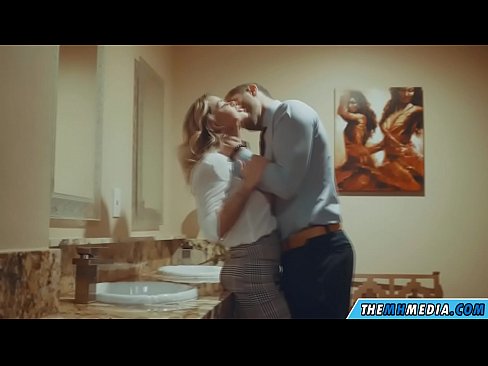 ❤️ Ilehoria busti batek komun publiko batean seduzitzen zaituenean ️❌ Sexu bideoa %eu.f150pulse.topan ❤